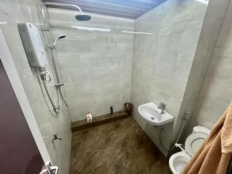 Rumah Teres 2 Tingkat untuk Dijual di Taman Tun Dr Ismail (Kuala Lumpur) - Mohd Nor Fahmi - Bathroom - PropertyGuru.com.my