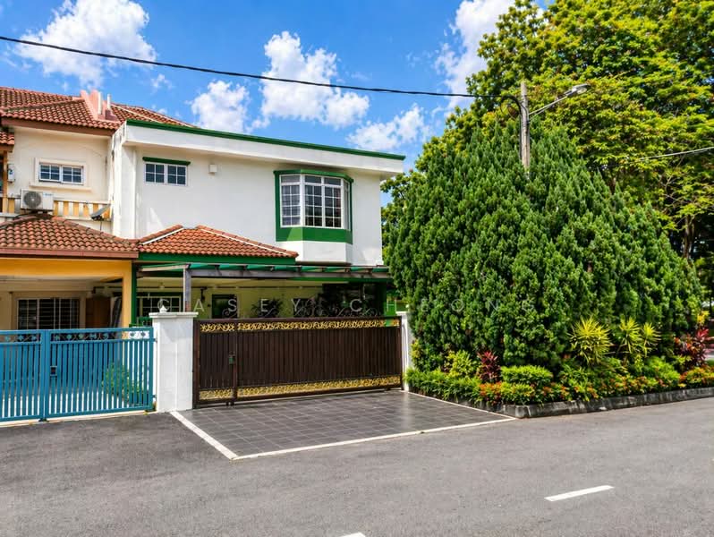 Terraced House for Sale in Puchong (Selangor) - Casey Cheong - Exterior - PropertyGuru.com.my