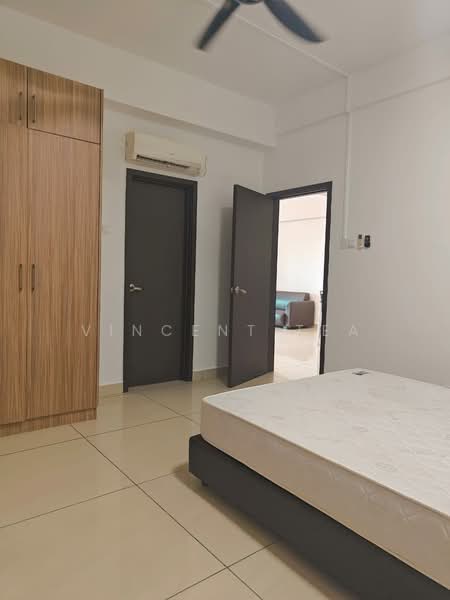 Pangsapuri untuk Disewa di D'Inspire Residence (Inspira Bestari) - Vincent Tea - Bedroom - PropertyGuru.com.my