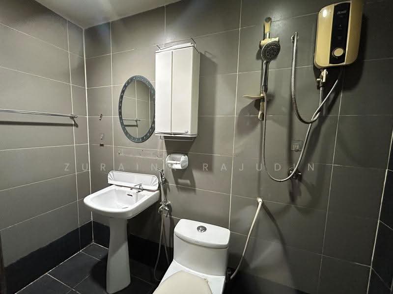 2-storey Terraced House for Sale in Jenjarom (Selangor) - Zuraina Rajudin - Bathroom - PropertyGuru.com.my