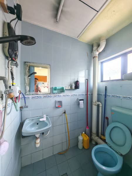 Apartment for Rent at Taman Desa Cheras - Chin Chee Meng - Bathroom - PropertyGuru.com.my