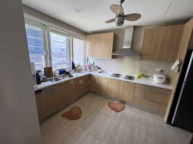 For Rent - One Menerung