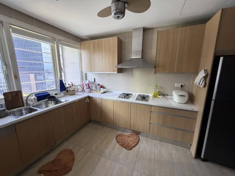 For Rent - One Menerung