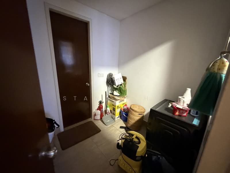 For Rent - One Menerung