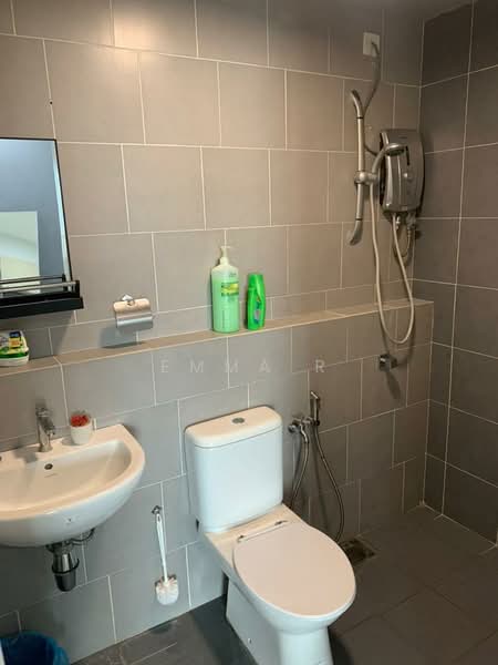 Service Residence for Rent at Flexis @ One South - Emma R - Bathroom - PropertyGuru.com.my