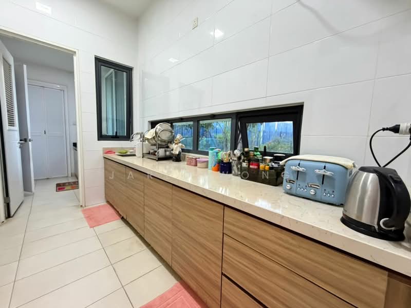 Rumah Teres 3 Tingkat untuk Dijual di Sejati Residences (Cyberjaya) - Jared Wong - Kitchen - PropertyGuru.com.my