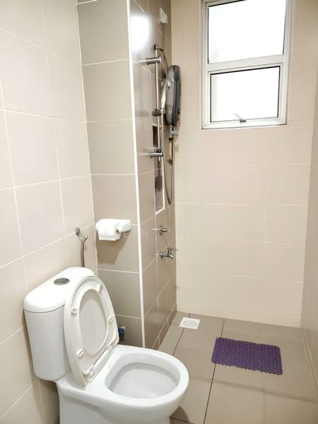 Pangsapuri untuk Dijual di Aliff Avenue (Dwi Alif) - Yen Ma - Bathroom - PropertyGuru.com.my