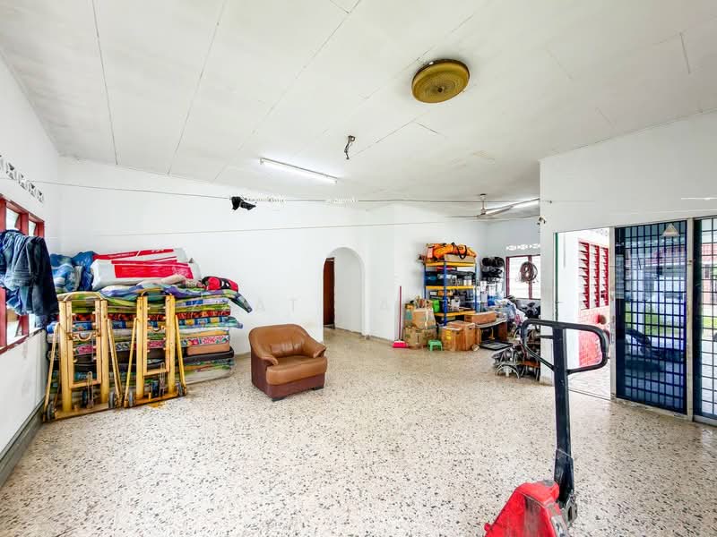 Rumah Banglo untuk Dijual di Seri Kembangan (Selangor) - Izzat Zamros - Interior - PropertyGuru.com.my