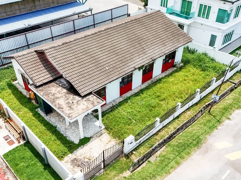 Rumah Banglo untuk Dijual di Seri Kembangan (Selangor) - Izzat Zamros - Exterior - PropertyGuru.com.my