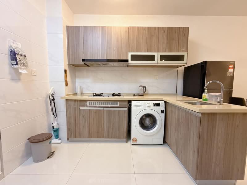 Servis Apartment untuk Dijual di Country Garden Central Park - Joey Chai - Kitchen - PropertyGuru.com.my