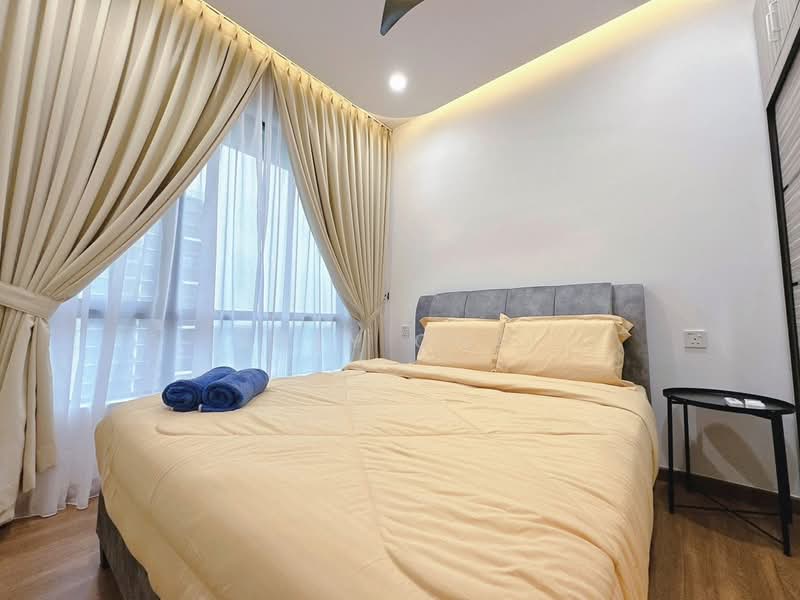 Servis Apartment untuk Dijual di Country Garden Central Park - Joey Chai - Bedroom - PropertyGuru.com.my