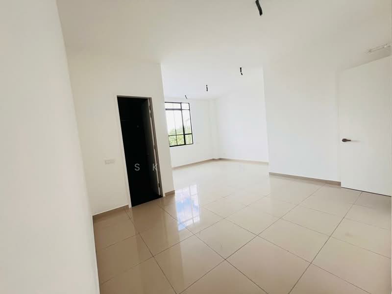 Rumah Teres 2 Tingkat untuk Dijual di Bandar Sri Alam (Johor Bahru) - Sky Tan - Interior - PropertyGuru.com.my