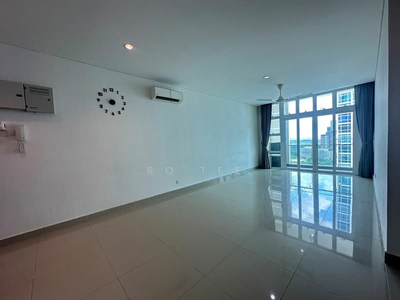 Kondominium untuk Dijual di 1Medini - RQ Tee - Living Room - PropertyGuru.com.my
