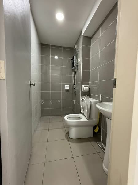 Rumah Teres 2 Tingkat untuk Dijual di Eco Summer (Johor Bahru) - Sky Tan - Bathroom - PropertyGuru.com.my