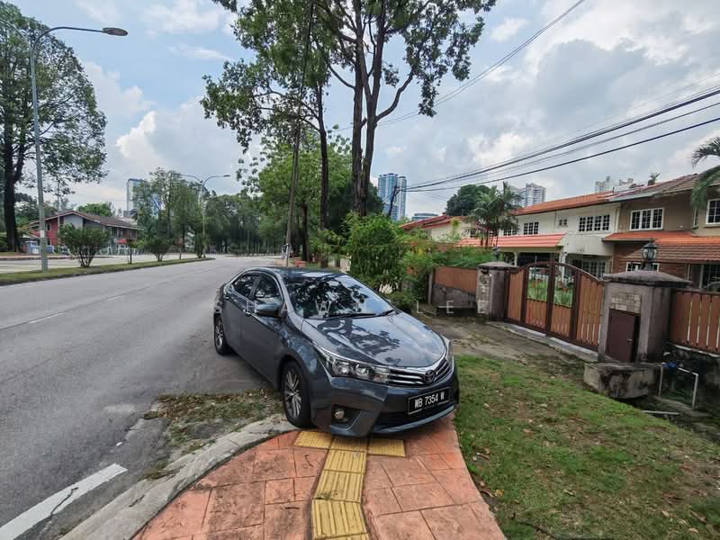 Semi-Detached House for Sale in Seksyen 17 (Petaling Jaya) - Shawn Lee - Exterior - PropertyGuru.com.my