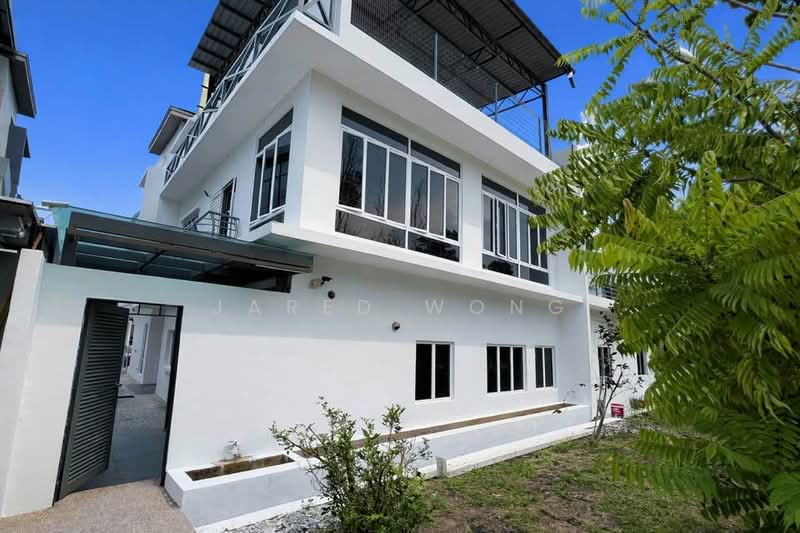 Rumah Berkembar untuk Dijual di Cyberjaya (Selangor) - Jared Wong - Exterior - PropertyGuru.com.my
