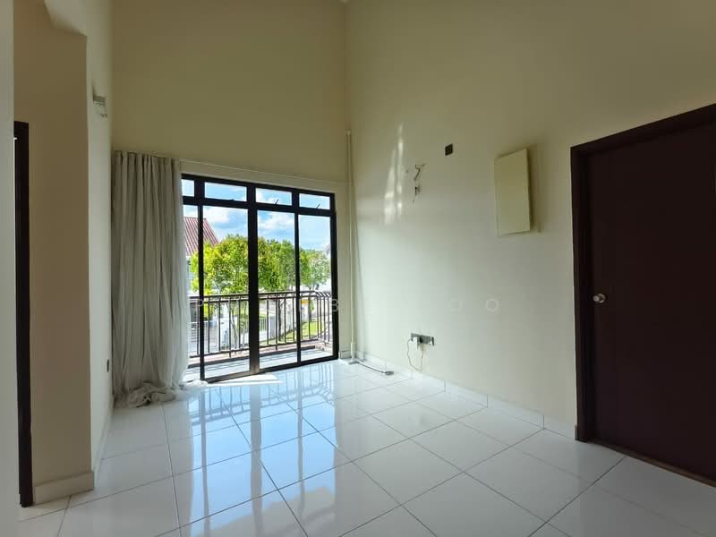 2-storey Terraced House for Sale in Taman Dato Onn (Johor Bahru) - Phoebe Foo - Living Room - PropertyGuru.com.my