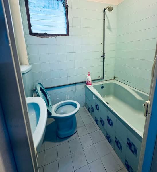 Condominium for Sale at Villa Condominium - Pen Teo - Bathroom - PropertyGuru.com.my