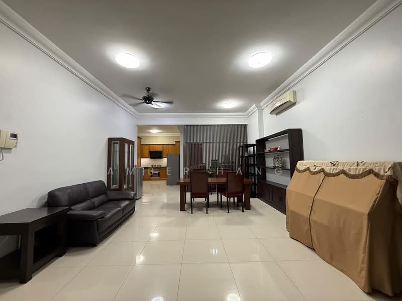 Kondominium untuk Dijual di Fettes Residence - Amber Hang - Living Room - PropertyGuru.com.my