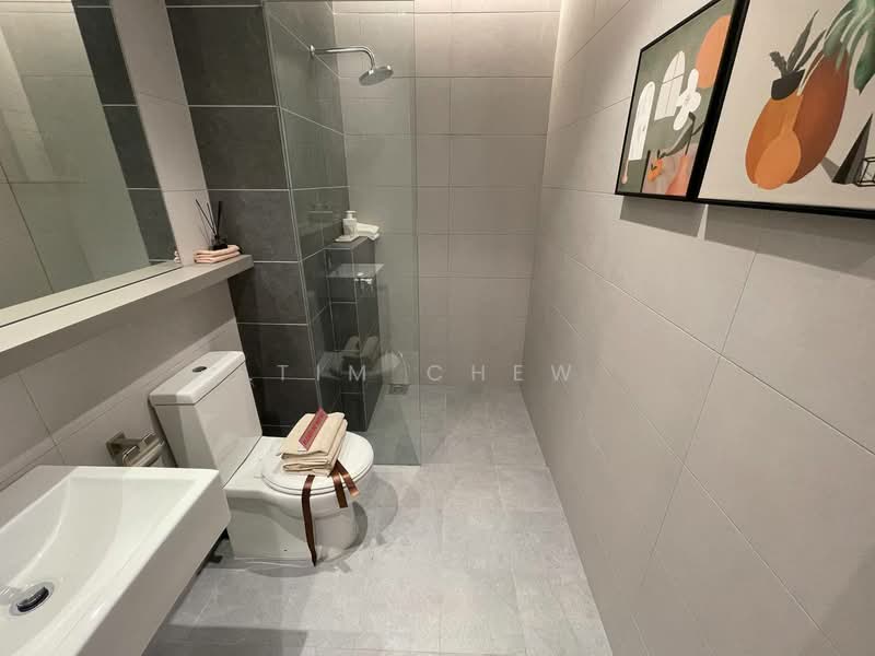 Service Residence for Sale at The Era @ Duta North - Tim Chew - Bathroom - PropertyGuru.com.my