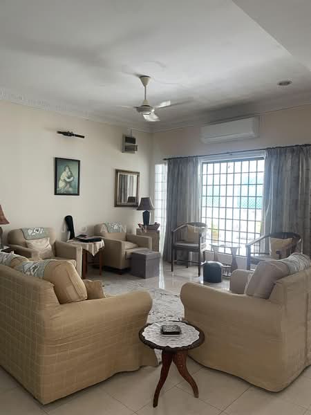 Semi-Detached House for Sale in Seksyen 5 (Petaling Jaya) - Joanne Low - Living Room - PropertyGuru.com.my