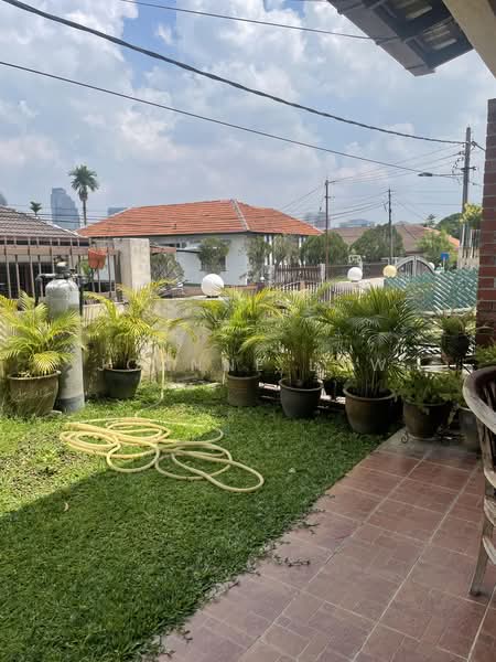 Semi-Detached House for Sale in Seksyen 5 (Petaling Jaya) - Joanne Low - Exterior - PropertyGuru.com.my
