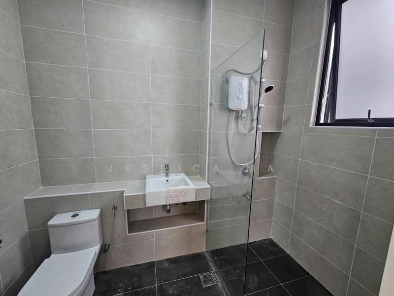 Terraced House for Rent in Taman Ekoflora (Johor Bahru) - Jessica Ma - Bathroom - PropertyGuru.com.my