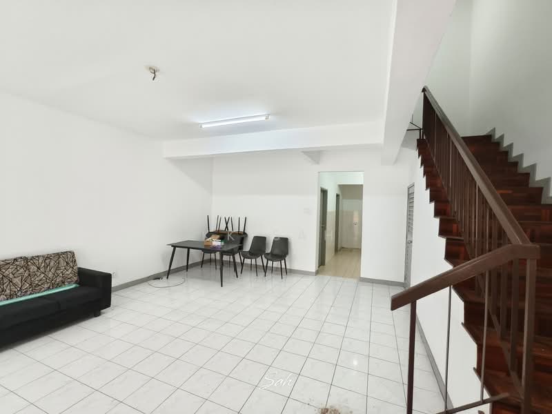 2-storey Terraced House for Rent in Mahkota Cheras (Cheras) - KK Sah - Living Room - PropertyGuru.com.my