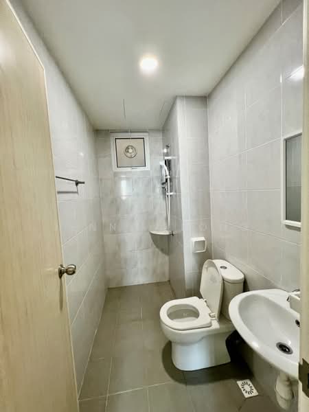 Kondominium untuk Disewa di i-Santorini - Jenny Leong - Bathroom - PropertyGuru.com.my