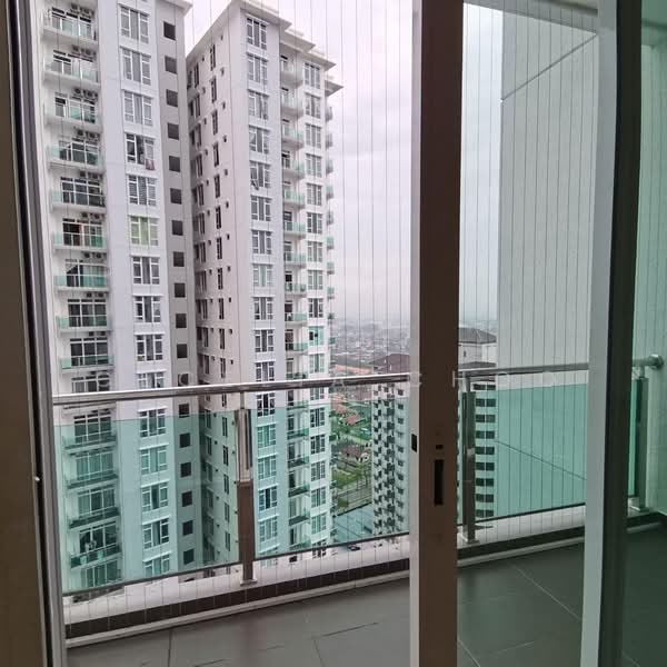 Kondominium untuk Disewa di M Condominium @ Larkin - Cecelia Choo - Balcony - PropertyGuru.com.my