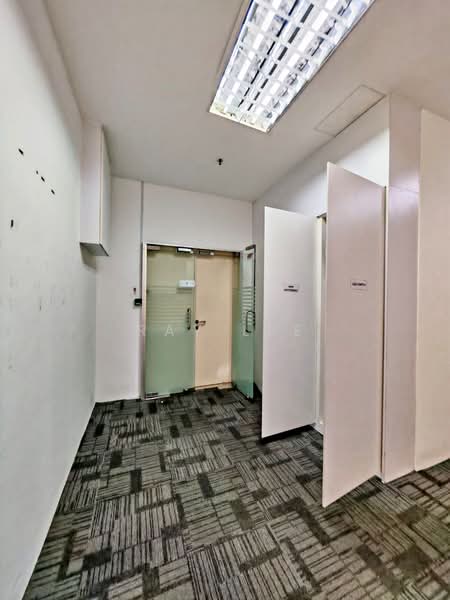 Office for Rent in Petaling Jaya (Selangor) - Ray Lee - Corridor - PropertyGuru.com.my