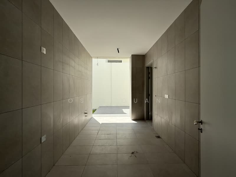 Bungalow for Sale in Bandar Sungai Long (Selangor) - Oska Quan - Corridor - PropertyGuru.com.my