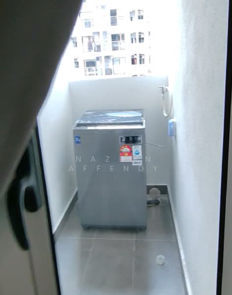 Servis Apartment untuk Disewa di Taman Subang Murni - Nazrin Affendy - Balcony - PropertyGuru.com.my