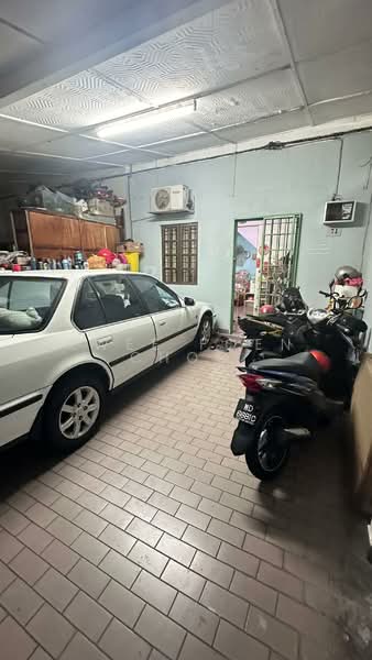 Rumah Teres 2 Tingkat untuk Dijual di Taman Bukit Serdang (Seri Kembangan) - Kwee Foen Choo - PropertyGuru.com.my