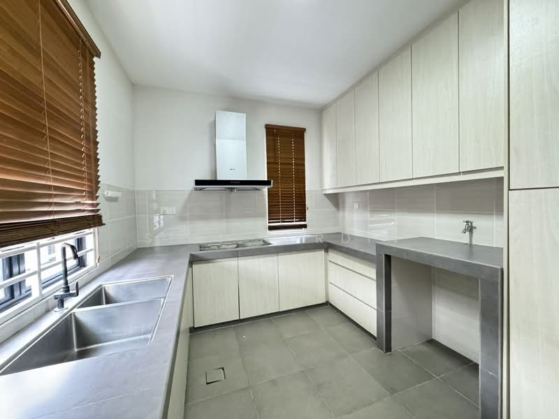 2-storey Terraced House for Sale in Denai Alam (Shah Alam) - Seri Nordin - Kitchen - PropertyGuru.com.my