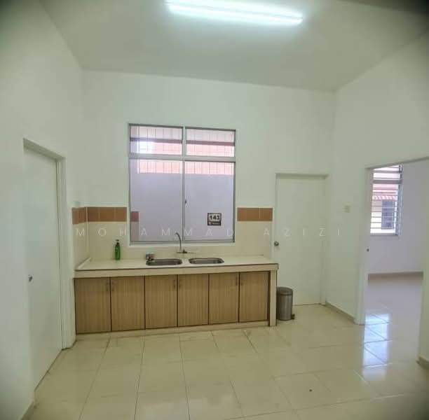 Terraced House for Sale in Taman Psj (Sungai Karang) - Mohammad Azizi - Kitchen - PropertyGuru.com.my