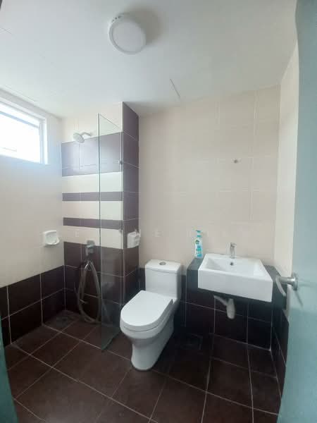Service Residence for Sale at One Sentral Serviced Residence - Leanne Liew - Bathroom - PropertyGuru.com.my