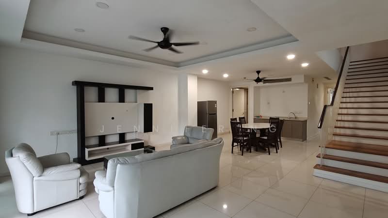 Rumah Bandar untuk Dijual di Putra Heights (Subang Jaya) - Jennifer Ng - Living Room - PropertyGuru.com.my