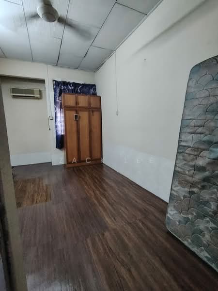 Rumah Teres 2 Tingkat untuk Dijual di Kompleks Chain Ferry (Butterworth) - Zack Lee - Bedroom - PropertyGuru.com.my
