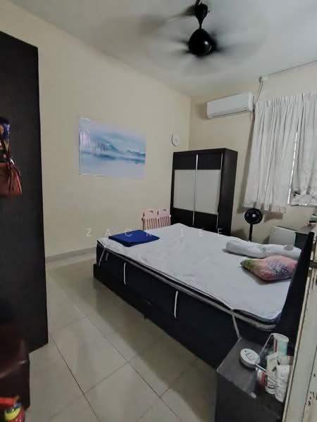 Rumah Teres 2 Tingkat untuk Dijual di Kompleks Chain Ferry (Butterworth) - Zack Lee - Bedroom - PropertyGuru.com.my