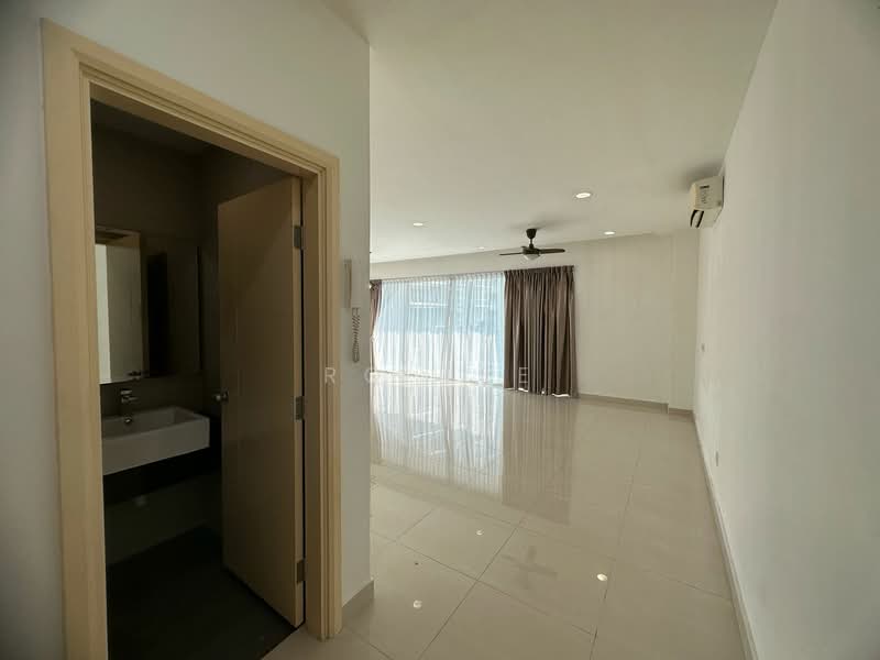 Condominium for Sale at Medini Signature - RQ Tee - Bathroom - PropertyGuru.com.my