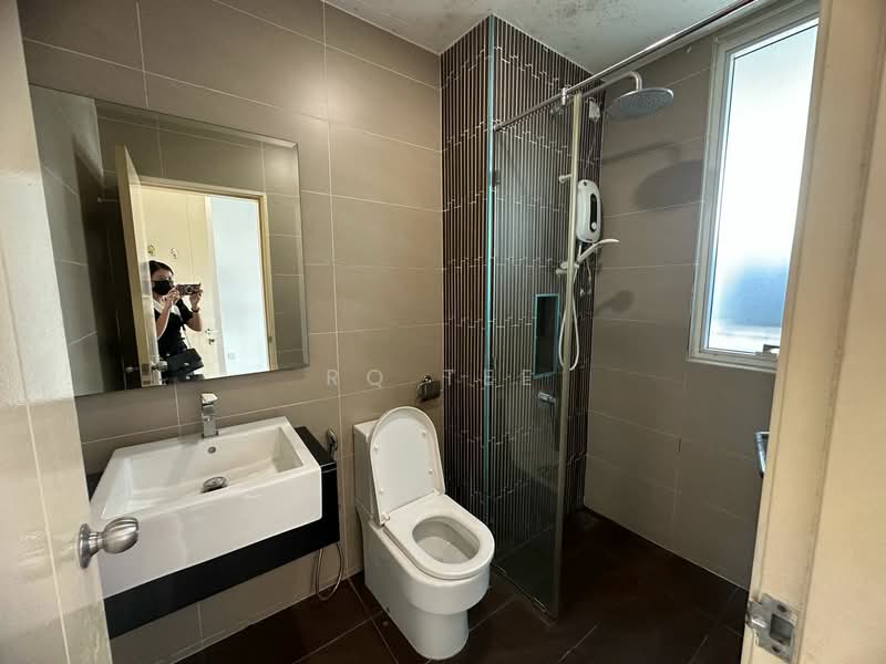 Condominium for Sale at Medini Signature - RQ Tee - Bathroom - PropertyGuru.com.my