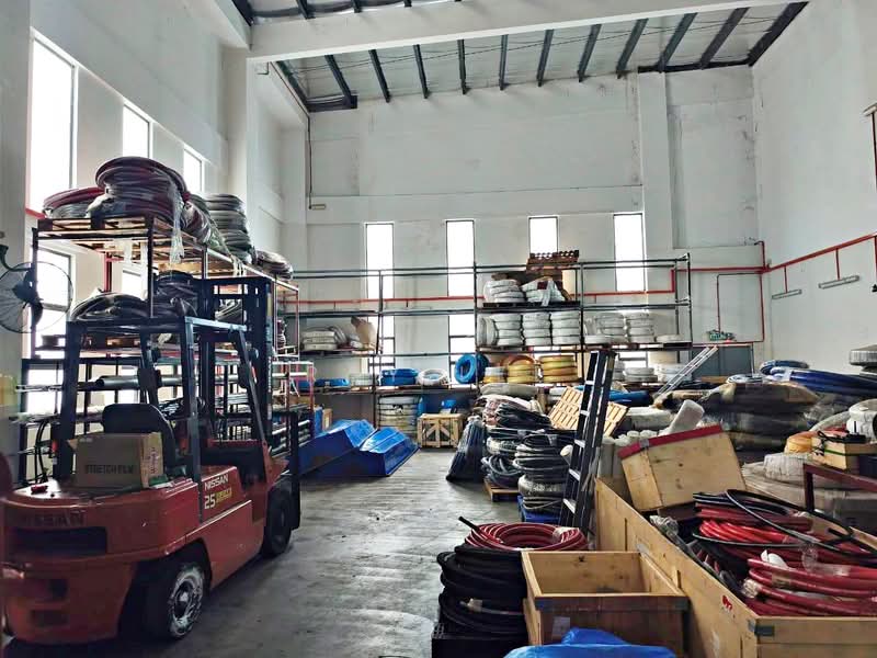 Untuk Dijual - 2.5 Storey Semi D Factory cum Office @ Aman Perdana, Kapar (For Sale)