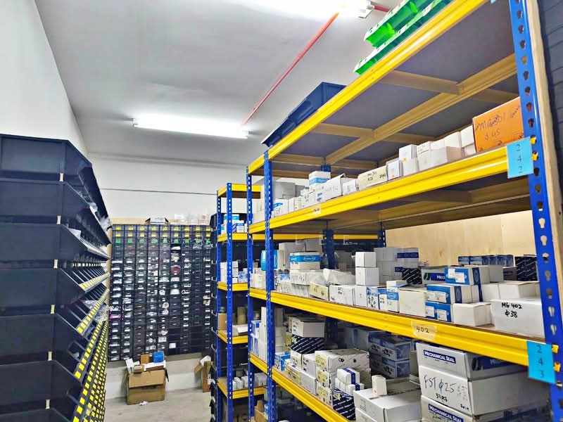 Untuk Dijual - 2.5 Storey Semi D Factory cum Office @ Aman Perdana, Kapar (For Sale)