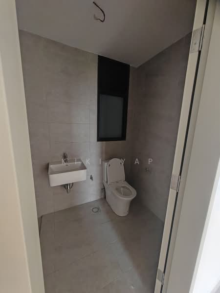 Servis Apartment untuk Disewa di Arunya @ KL North - Kiki Yap - Bathroom - PropertyGuru.com.my