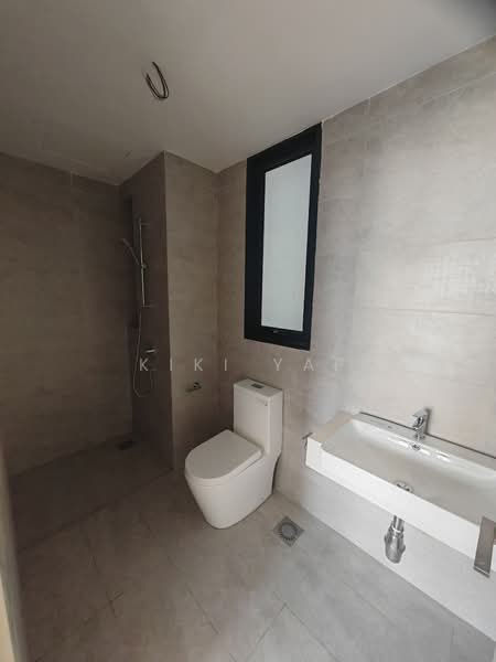 Servis Apartment untuk Disewa di Arunya @ KL North - Kiki Yap - Bathroom - PropertyGuru.com.my