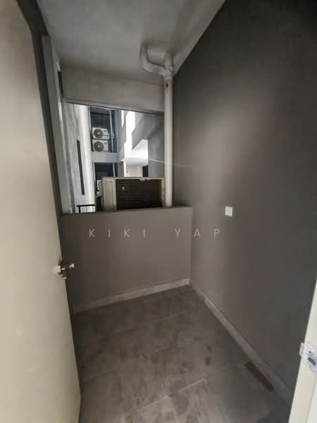 Servis Apartment untuk Disewa di Arunya @ KL North - Kiki Yap - Balcony - PropertyGuru.com.my