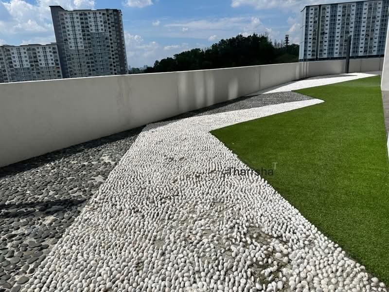 Kondominium untuk Disewa di Topaz Residence - Tharrsha. T - Exterior - PropertyGuru.com.my