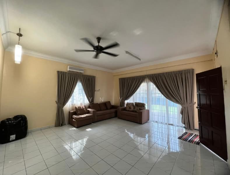 Rumah Banglo untuk Disewa di Kuantan (Pahang) - Jyn Yap - Living Room - PropertyGuru.com.my