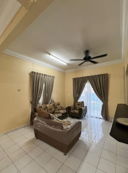 Rumah Banglo untuk Disewa di Kuantan (Pahang) - Jyn Yap - Living Room - PropertyGuru.com.my